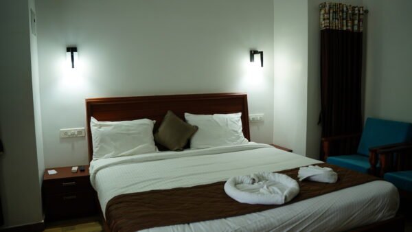 Deluxe Room - Image 2